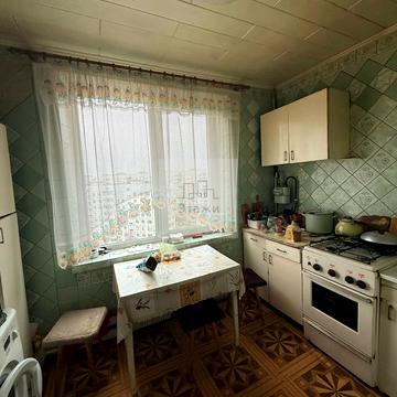 Нескорених вул. (Героїв Праці), 4