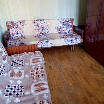 Європейського Союзу просп. (Правди), 64-Б