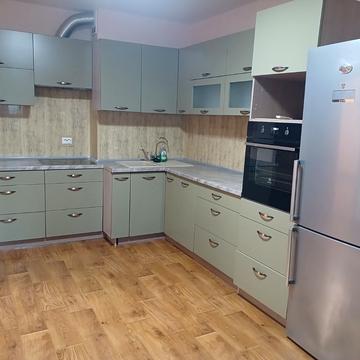 Ревуцького вул., 54