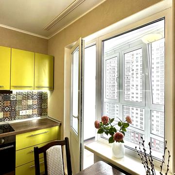 Бориса Гмирі вул., 16А