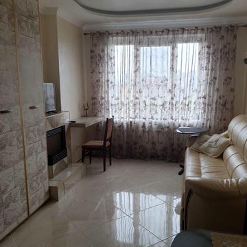 Валерія Самофалова вул. (Каманіна), 16а/1