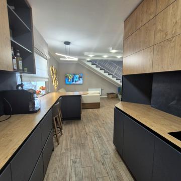 Озерна вул.