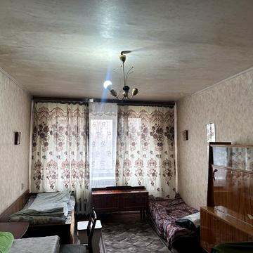 Леся Курбаса просп., 3