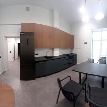 Петра Війтовича вул., 1