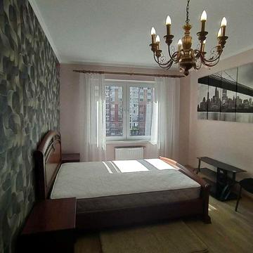 Бориса Гмирі вул., 20