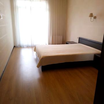 Французький бульв., 60а