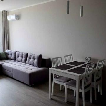 Зарічна вул., 4