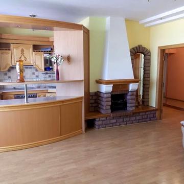 Володимира Івасюка просп. (Героїв Сталінграду), 24