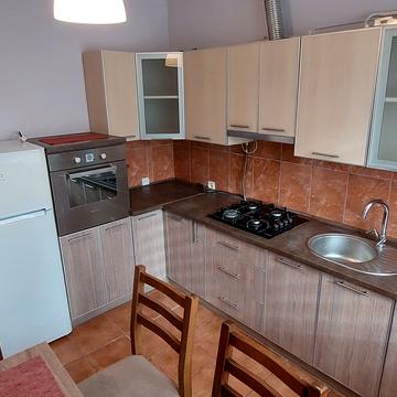 Володимира Великого вул., 10