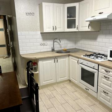 Яблунева вул., 9-В