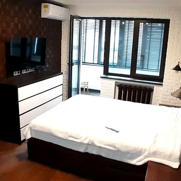 Кудрявський узвіз, 4