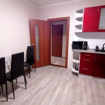 Ясинуватський пров., 11