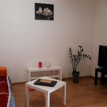 Пирогівський Шлях вул. (Червонопрапорна), 93