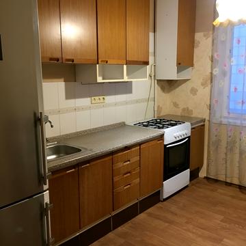 Оболонський просп., 30