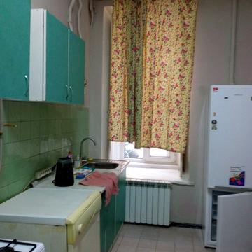 Пастера вул., 19