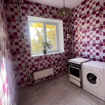 Героїв України вул. (Героїв Сталінграду), 21