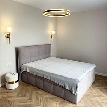 Пасічна вул., (Будинок 1)