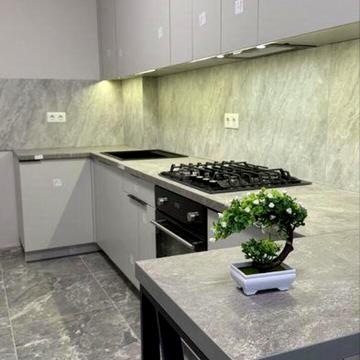 Теплична вул., 58