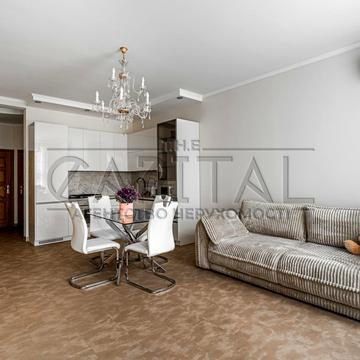 Костянтинівська вул., 22/17