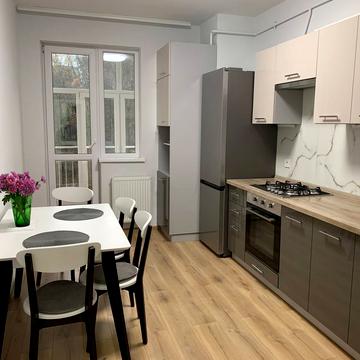 Лисеницька вул., 19-Б