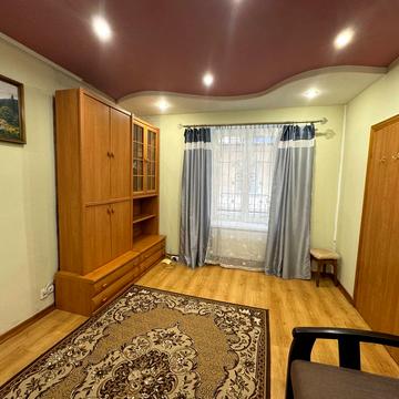 Марка Вовчка вул., 8