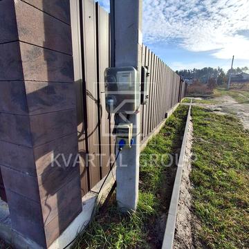 Євгена Плужника вул., 12