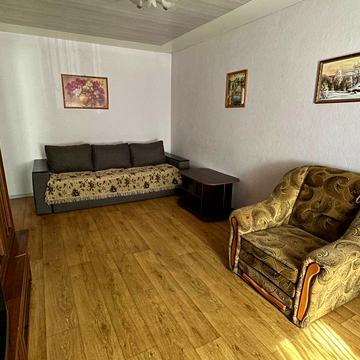 Батумська вул., 34