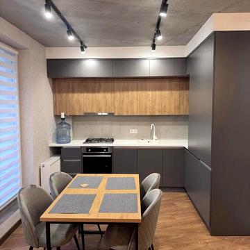 Пекарська вул., 30