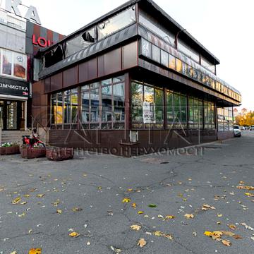 Володимира Івасюка просп. (Героїв Сталінграду), 27