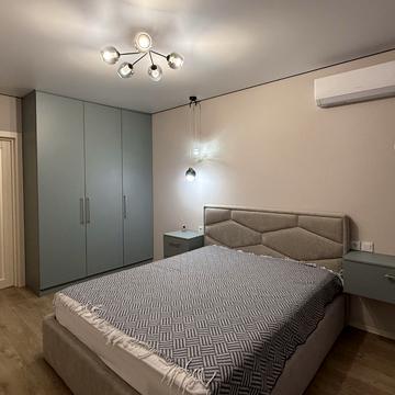 Олени Теліги вул., 2