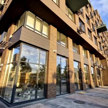 Салютна вул., 2к24