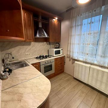 Освіти вул., 3-А