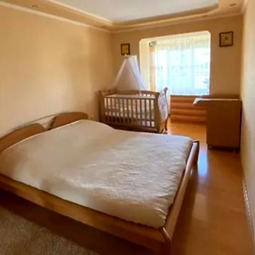 Тиводара Легоцького вул., 8