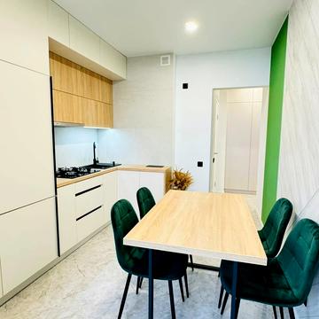 Трускавецька вул., (Будинок)