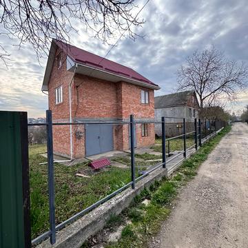 масив Надія