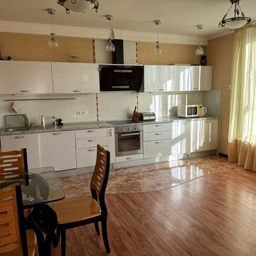 Обсерваторний пров., 2/4