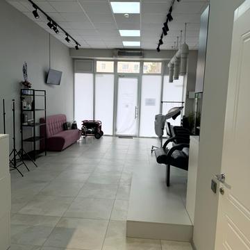 Львівська вул., 15б