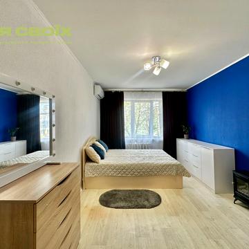 Якуба Коласа вул., 21