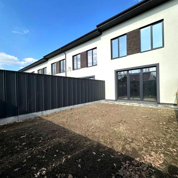 Щаслива вул., 18