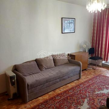 Валентинівська вул., 13б