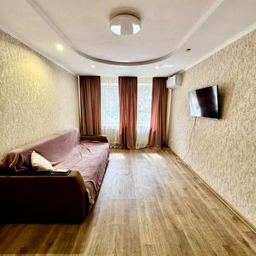 Привокзальна вул., 12