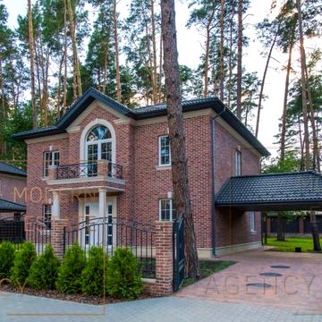 Патріотів вул.