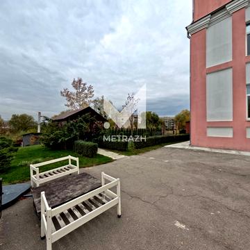 Феодосійська вул., 32