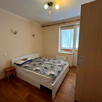 Олевська вул., (Будинок 5)