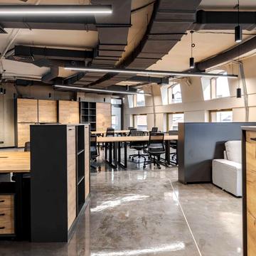 Адама Міцкевича пл., 10