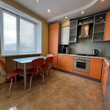 Зарічанська вул., 44/1