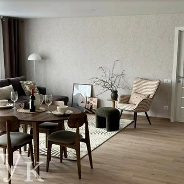 Старий Ринок вул. (Матросова), 1