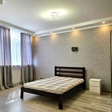 Олени Пчілки вул., 7