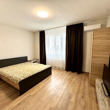 Юрія Пасхаліна вул. (Ілліча), 17