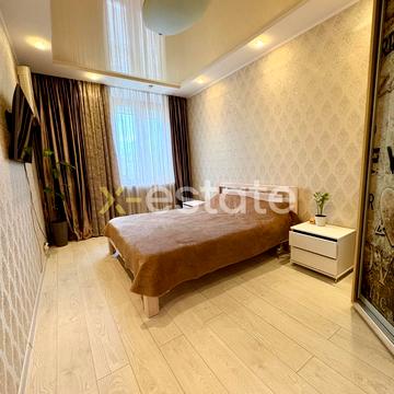 Науки просп. (Леніна), 11